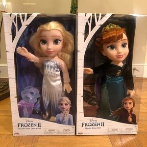FROZEN II ELSA THE SNOW QUEEN DOLL AND QUEEN ANNA